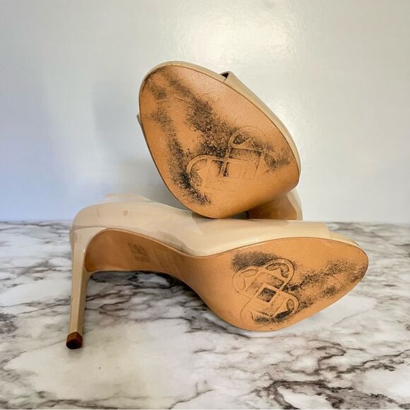 Ukies Tan Patent Leather Heels- Open Toed- Size 7 - Picture 4 of 6